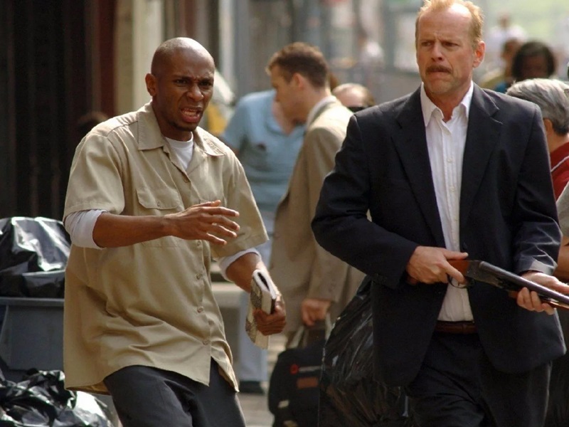 Il Film Solo 2 Ore Con Bruce Willis Stasera Su Rai Movie La Trama