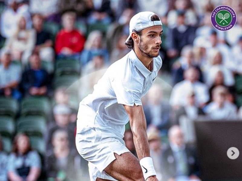 Wimbledon Musetti In Semifinale Con Djokovic Che Passa Il Turno Senza