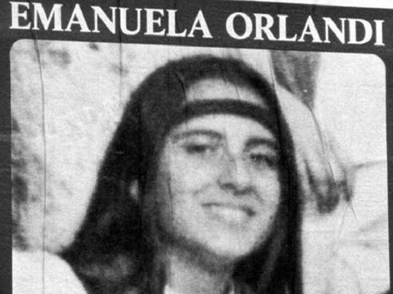 Caso Emanuela Orlandi: le due tombe di principesse al Cimitero Teutonico dentro le mura vaticane aperte oggi sono vuote