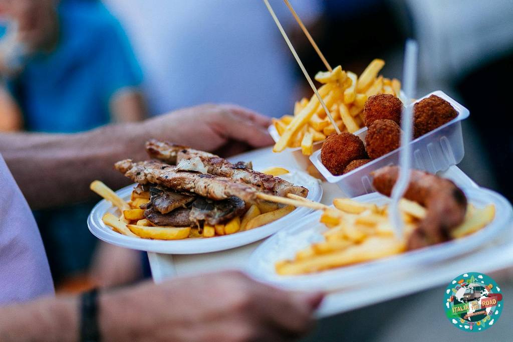 I professionisti dello Street Food sono pronti a fare il salto di qualità, unendosi in un’associazione di categoria, l'Associazione Italiana Ristoratori di Strada