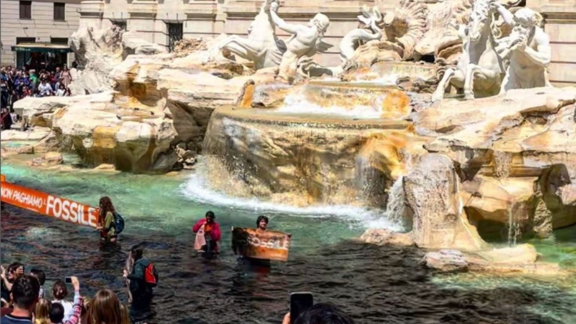 fontana di trevi ultima generazione