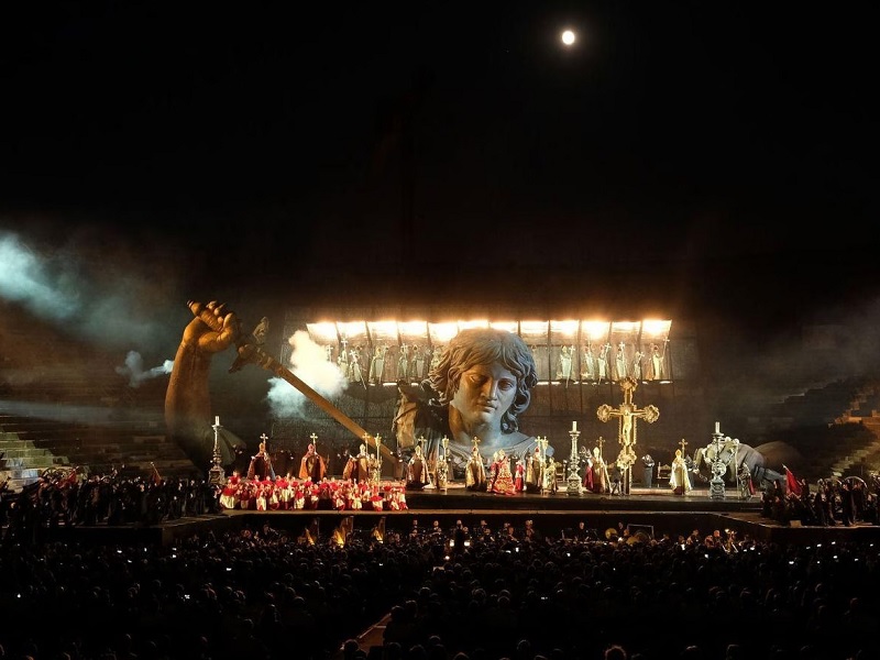 Su Rai 3 La Tosca Di Puccini Dall'Arena Di Verona - Corriere Nazionale