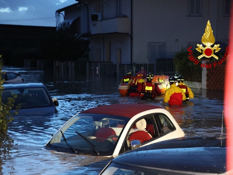 Maltempo In Toscana Con Nubifragi Da Livorno A Prato: Fiumi Esondati ...