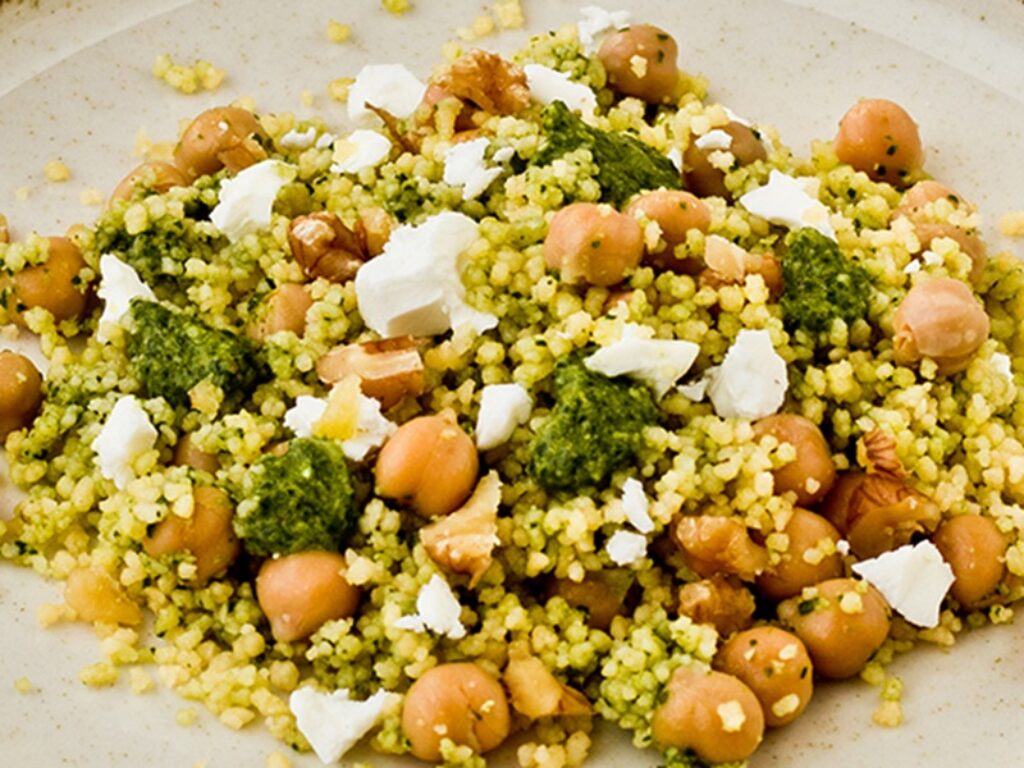 cous cous con pesto di spinaci