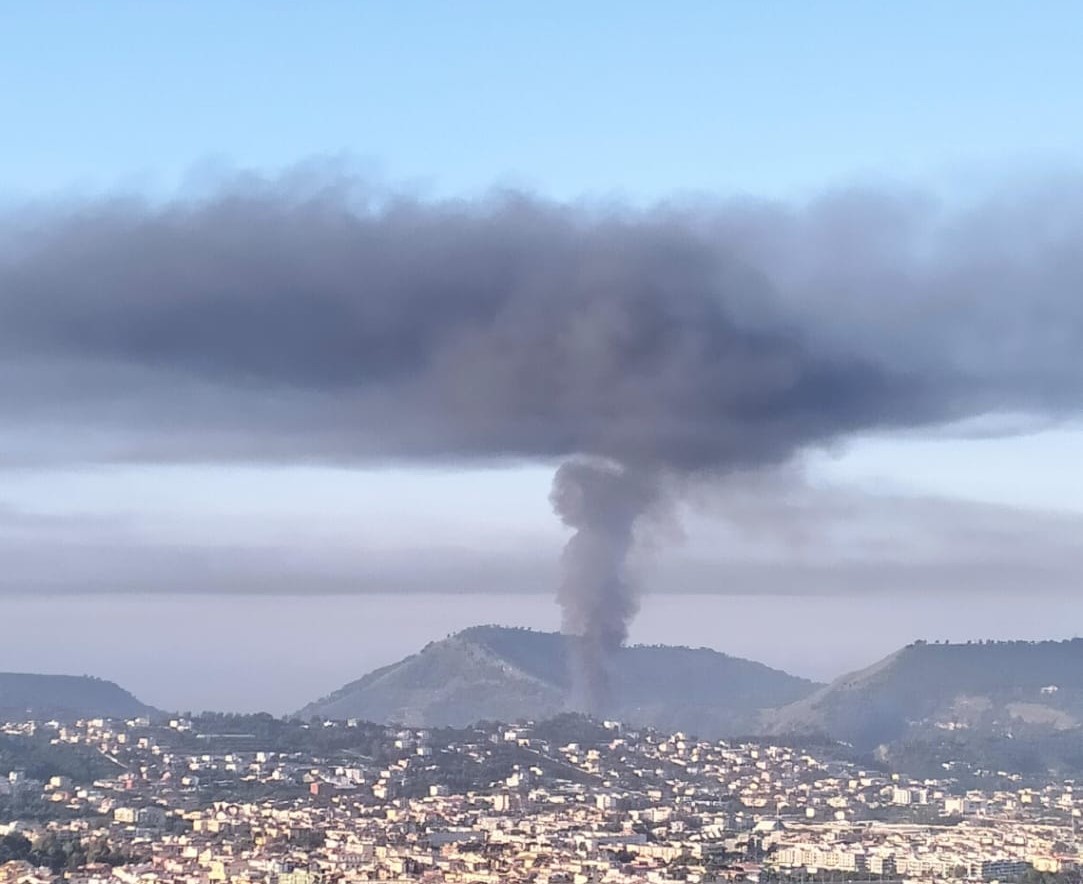 incendio azienda pozzuoli