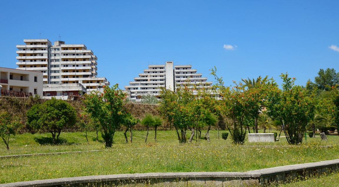 vele scampia