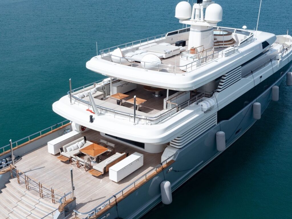 academy caboto yacht